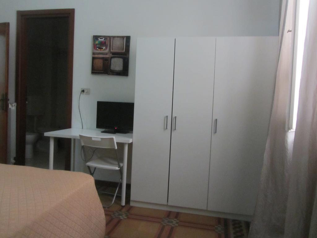 Hotel Mirafiori Лидо Ди Камайоре Стая снимка